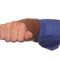 В Оренбурге за избиение маленького сына задержали нерадивого отца (18+)