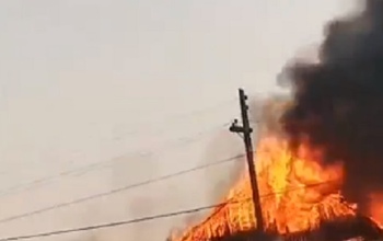 В Оренбургском районе огонь уничтожил постройки на площади около 200 кв. метров