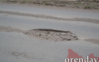 В Оренбурге администрация города заплатит более 500 000 рублей за разбитый мотоцикл