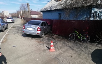 В Кувандыке 12-летняя велосипедистка оказалась под колесами автомобиля Lada Priora