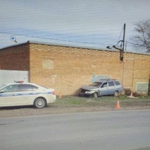 В Бузулуке водитель протаранил кирпичную стену