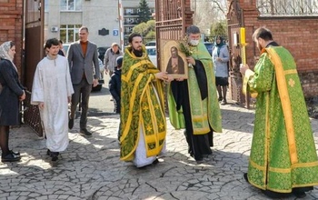Уникальная икона из Дивеево приехала в оренбурский Свято-Успенский женский монастырь