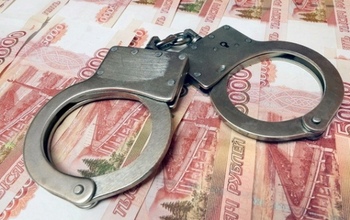 Рецидивистка из Кувандыка похитила 35 000 рублей у обидевшегося собутыльника