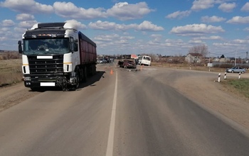 Стали известны подробности аварии под Оренбургом, в которой столкнулись автобус, грузовик и легковушка