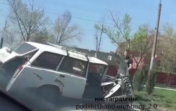 В Оренбурге дорогу не поделили Toyota и ВАЗ, есть пострадавший