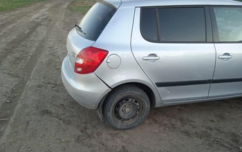В Оренбуржье водитель автомобиля Škoda сломал позвоночник, слетев в кювет