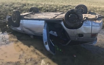 В Оренбуржье слетел в кювет и опрокинулся на крышу ВАЗ-2112