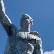 В Октябрьском районе на глазах разрушается памятник Советскому солдату