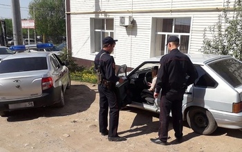 В Бугуруслане ловили пьяную автоледи, скрывшуюся с места ДТП