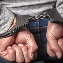 Находившийся в федеральном розыске оренбуржец попался на краже элитного алкоголя