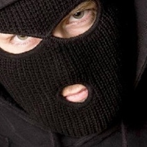 Вор из Оренбурга подрался с директором магазина, заметившим его