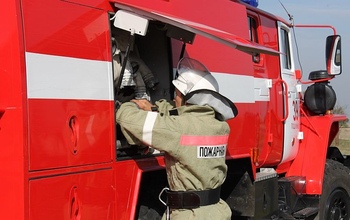 За минувшие сутки в Оренбуржье горели жилые дома, бани, сараи, хозпостройки и авто