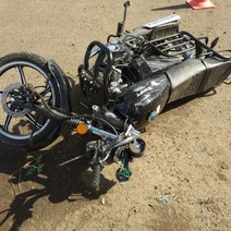 Водитель погиб, пассажирка в больнице: в Оренбургском районе опрокинулся мопед (18+)