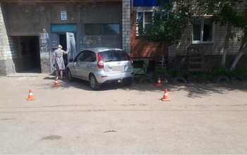 В Бузулуке автоледи едва не угробила трехлетнего ребенка
