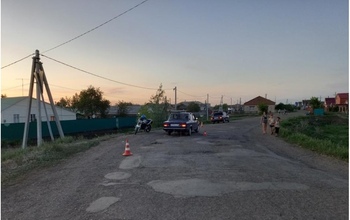 В Саракташе несовершеннолетний мотоциклист столкнулся с автомобилем