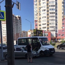 На переходе в Оренбурге, где насмерть сбили девушку, снова произошло ДТП