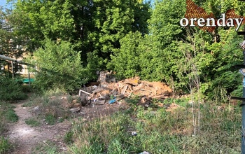 В Оренбурге жители домов на ул. Кривцова обеспокоены состоянием прилегающей территории