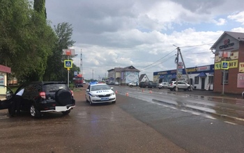 В Бузулуке 71-летнй пенсионер на Toyota RAV4 сбил на пешеходном переходе двух школьниц