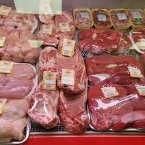 В торговые точки Оренбуржья вновь направили протухшее мясо и молоко