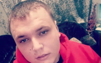 Родные парня, которому скорую вызывали через депутата, готовят жалобу на затянувшееся следствие