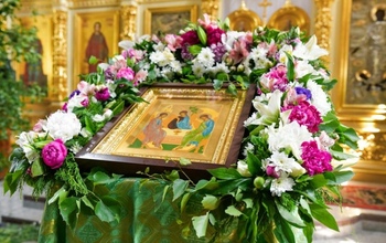 Православные Оренбуржья празднуют Троицу