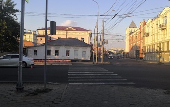 В Оренбурге 16-летняя девушка попала под колеса 