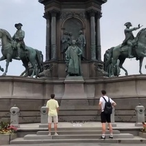 Футболисты 