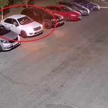 В Оренбурге неизвестные разбили 