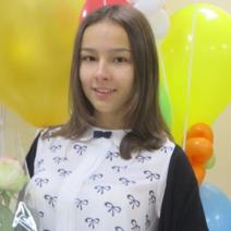 Выпускница школы из Оренбурга стала трижды 100-балльницей