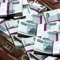 У жителя Орска из машины, припаркованной на пляже, украли 600 000 рублей