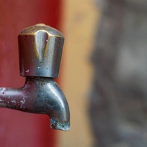 В Новосергиевском районе водопроводные сети находятся в ужасном состоянии