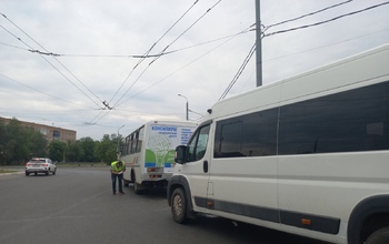В Оренбурге столкнулись две маршрутки