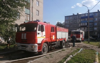В Орске сразу на двух пожарах спасли несколько человек