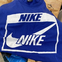 По ориентировке оренбургских пограничников задержали фуры с контрафактной одеждой на 48 млн. рублей