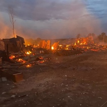 В Пономаревском районе загорелись 11 надворных построек и два дома на площади 600 кв.м