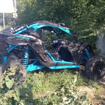 В Орске водитель снегоболотохода протаранил забор