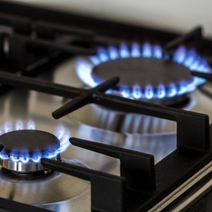 В Оренбурге на 10-летней девочке прямо в квартире загорелась одежда