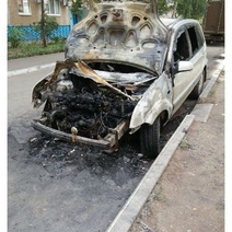 В Оренбурге на улице Ноябрьской сгорел автомобиль