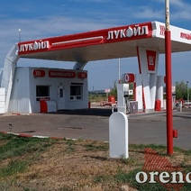На каких сетях АЗС Оренбурга топливо пока дешевле