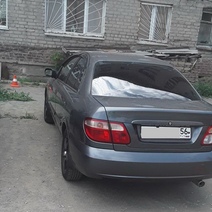 В Орске подросток без прав за рулем мопеда протаранил машину и дом