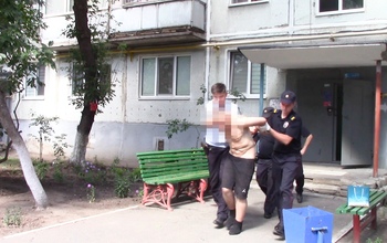 В Оренбурге рецидивиста, порезавшего местного жителя, нашла собака Гермес (18+)