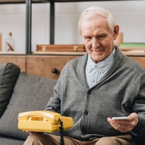 В Оренбурге мошенница обманула 81-летнего пенсионера