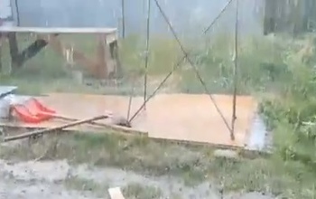 В Беляевском районе прошел мощный град