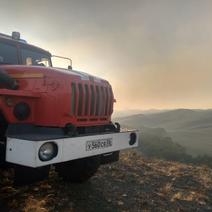 Под Кувандыком пожар тушат по четырем направлениям, защищая населенные пункты