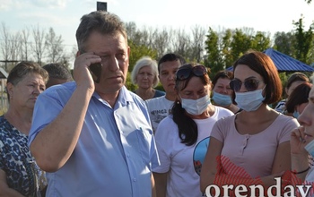 Жителей Жилгородка заверили, что не будут трогать дорогу