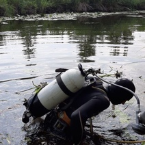 В Тюльганском районе спасатели достали из реки тело очередного утонувшего (18+)
