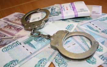 В Оренбурге бухгалтер кафе похитила деньги у своего начальника