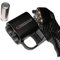 Оренбуржец во время драки украл у обидчика пистолет