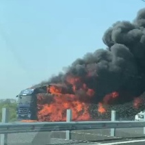 В Оренбурге на объездной сгорела фура