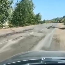 Жители села Державино негодуют из-за разбитой дороги